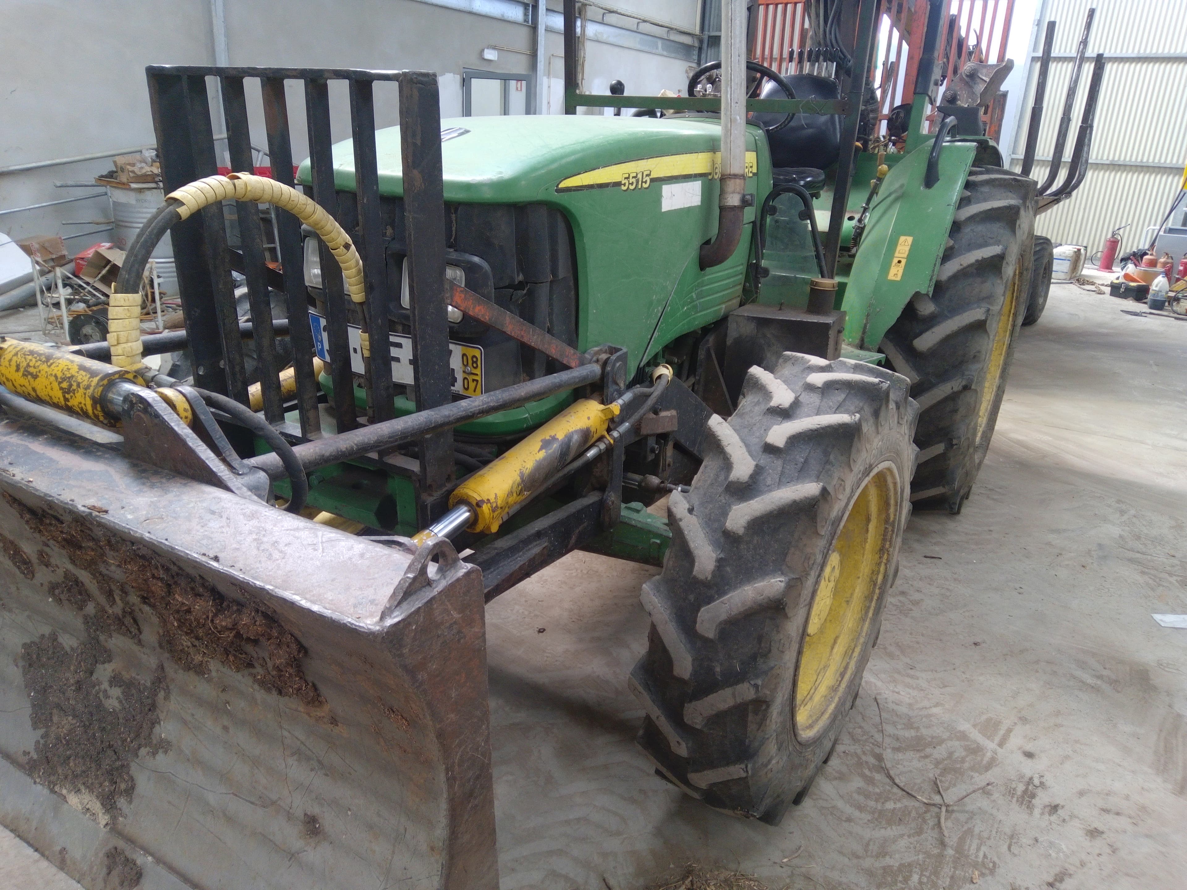 Jonh deere 5515