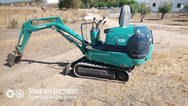 Mini giratória komatsu