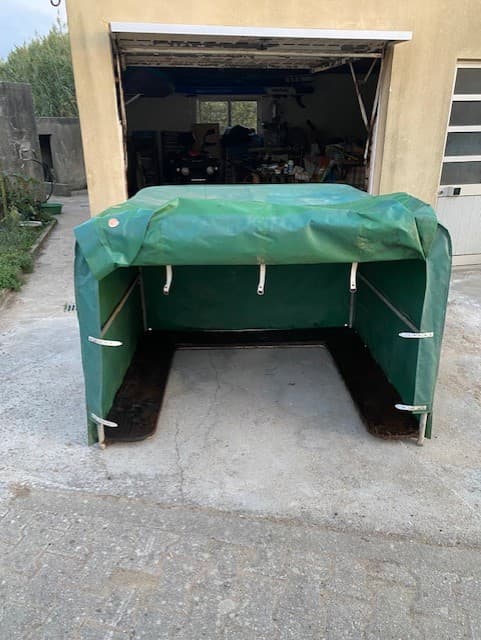 Capota / Toldo e Estrutura com Bancos para Carrinha / Pick Up