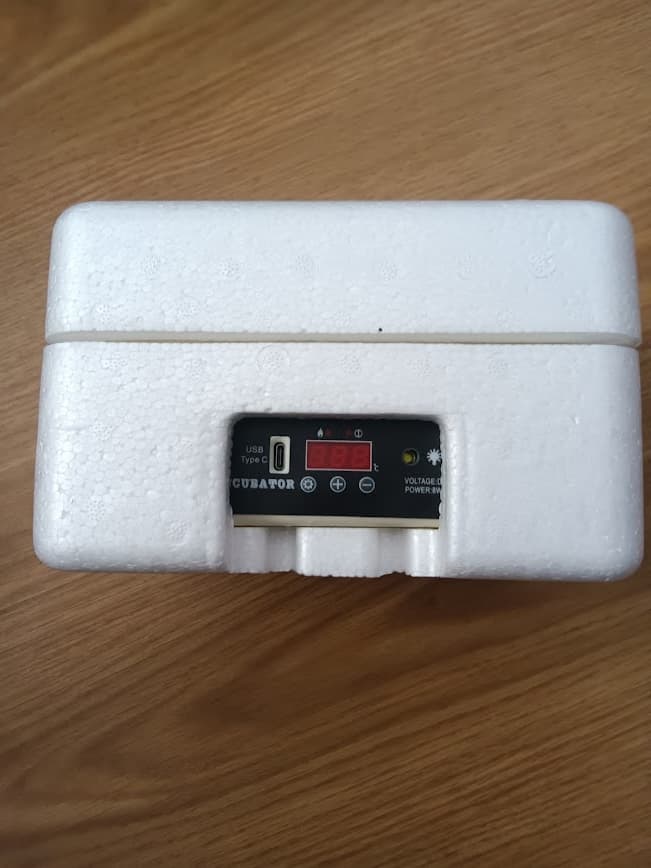 Chocadeira automática nova