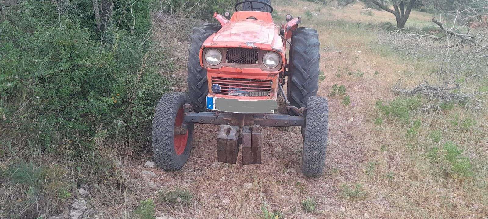 Vendo trator kubota L285