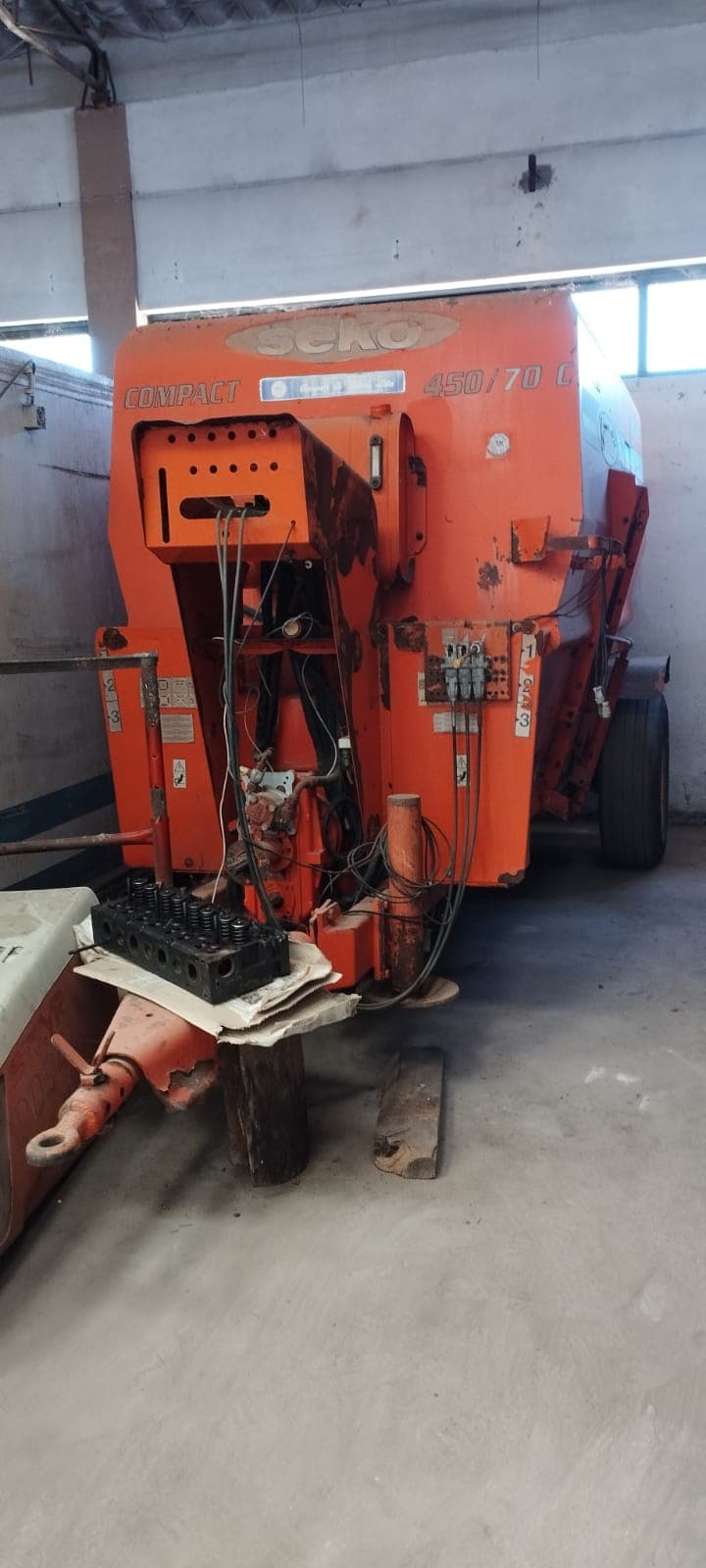 Unifeed Seko Compact 450/70C