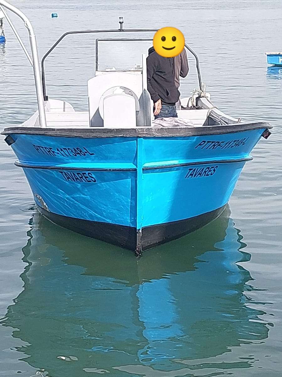 Barco de pesca profissional